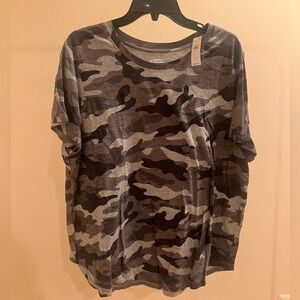 Old Navy Camo T-Shirt